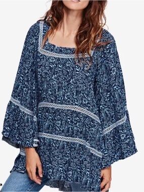 Free People Talk About It 
Boho Navy Floral Lace-Trim Peasant Tunic